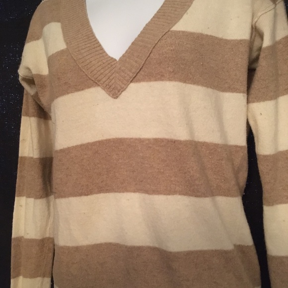 Cream & Tan striped sweater - Picture 8 of 8
